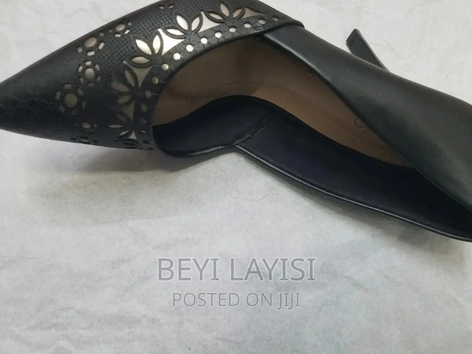 Pure Leather Black Heels.Made in Brazil