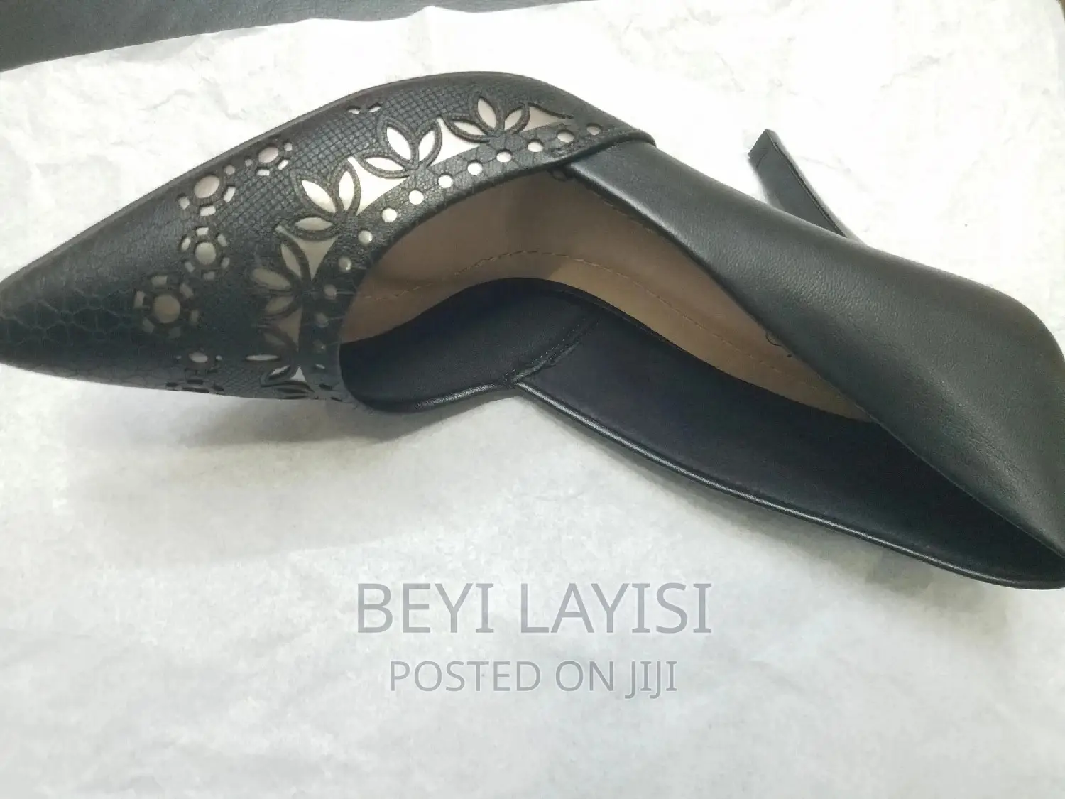 Pure Leather Black Heels.Made in Brazil