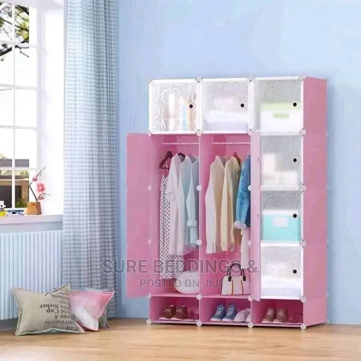 3 Columns Plastic Wardrobe