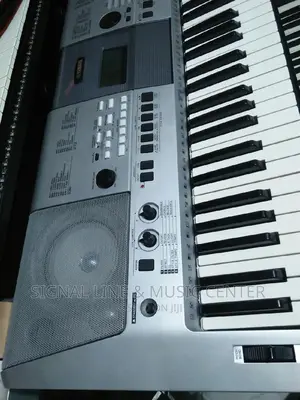 Yamaha Keyboard Psr E 413 Uk Used