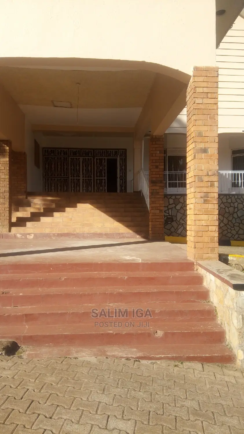 5bdrm Bungalow in Kololo Property, Central Division for Rent