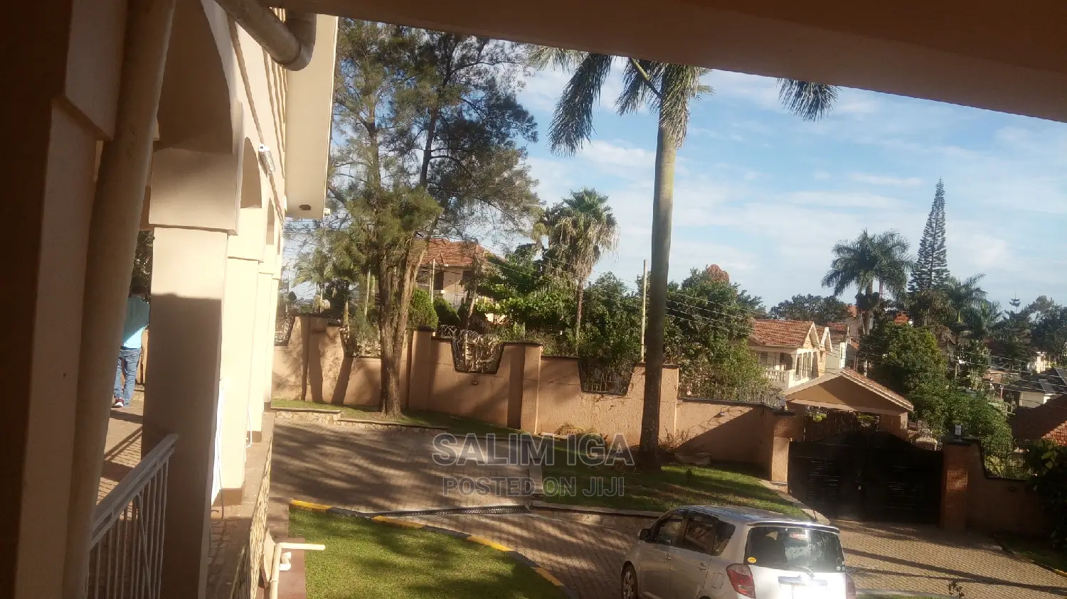 5bdrm Bungalow in Kololo Property, Central Division for Rent