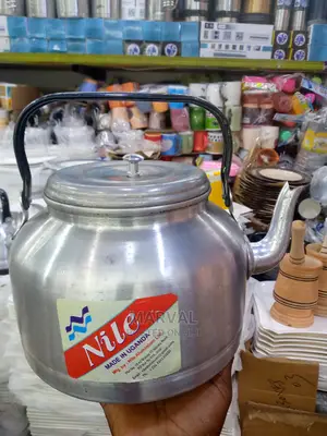 Nile Kettle ( 22cm)