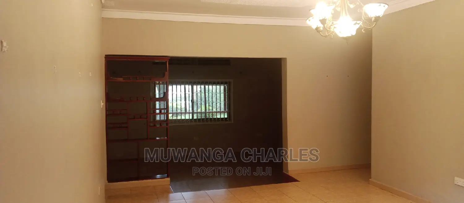 4bdrm Bungalow in Fs Properties Ltd, Central Division for Sale