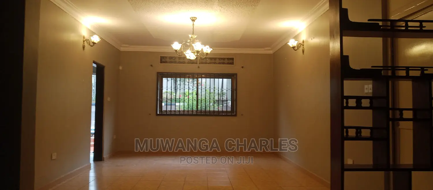 4bdrm Bungalow in Fs Properties Ltd, Central Division for Sale