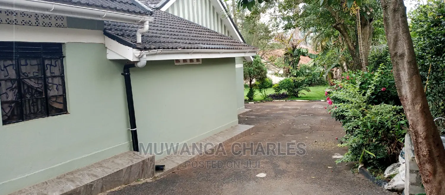 4bdrm Bungalow in Fs Properties Ltd, Central Division for Sale