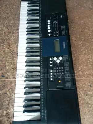 Yamaha Psr E333