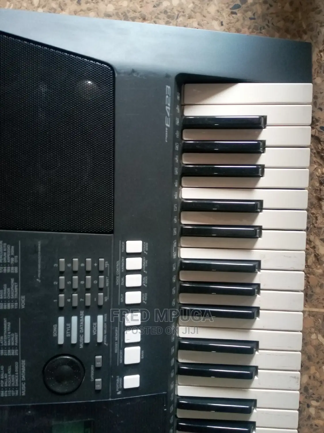 Yamaha Psr E423