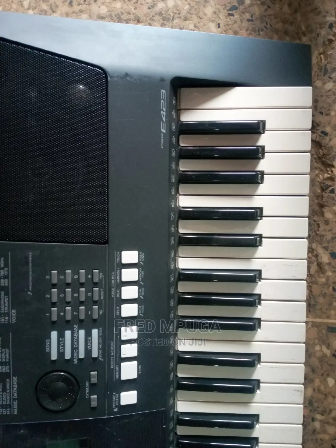 Yamaha Psr E423