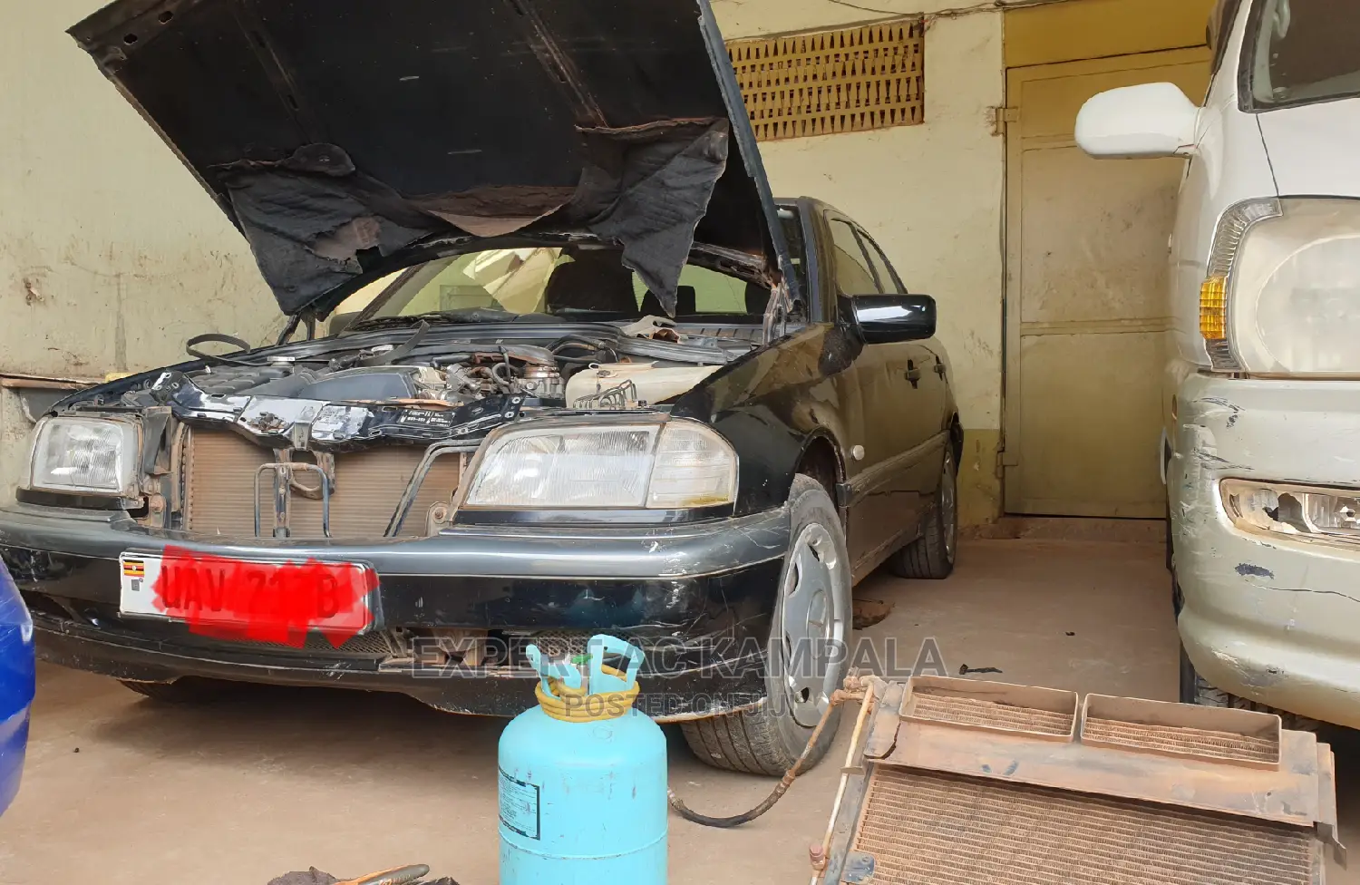 Benz AC Repair and Gas Refilling