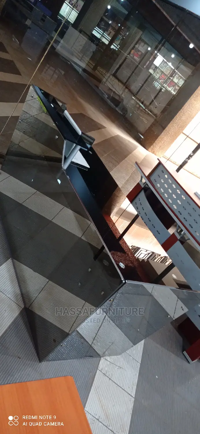 Executive Receptionist Desk Size 180cm
