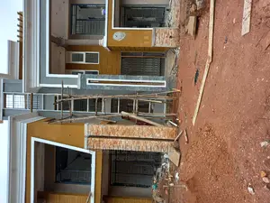 Furnished 5bdrm Mansion in Kira for Sale