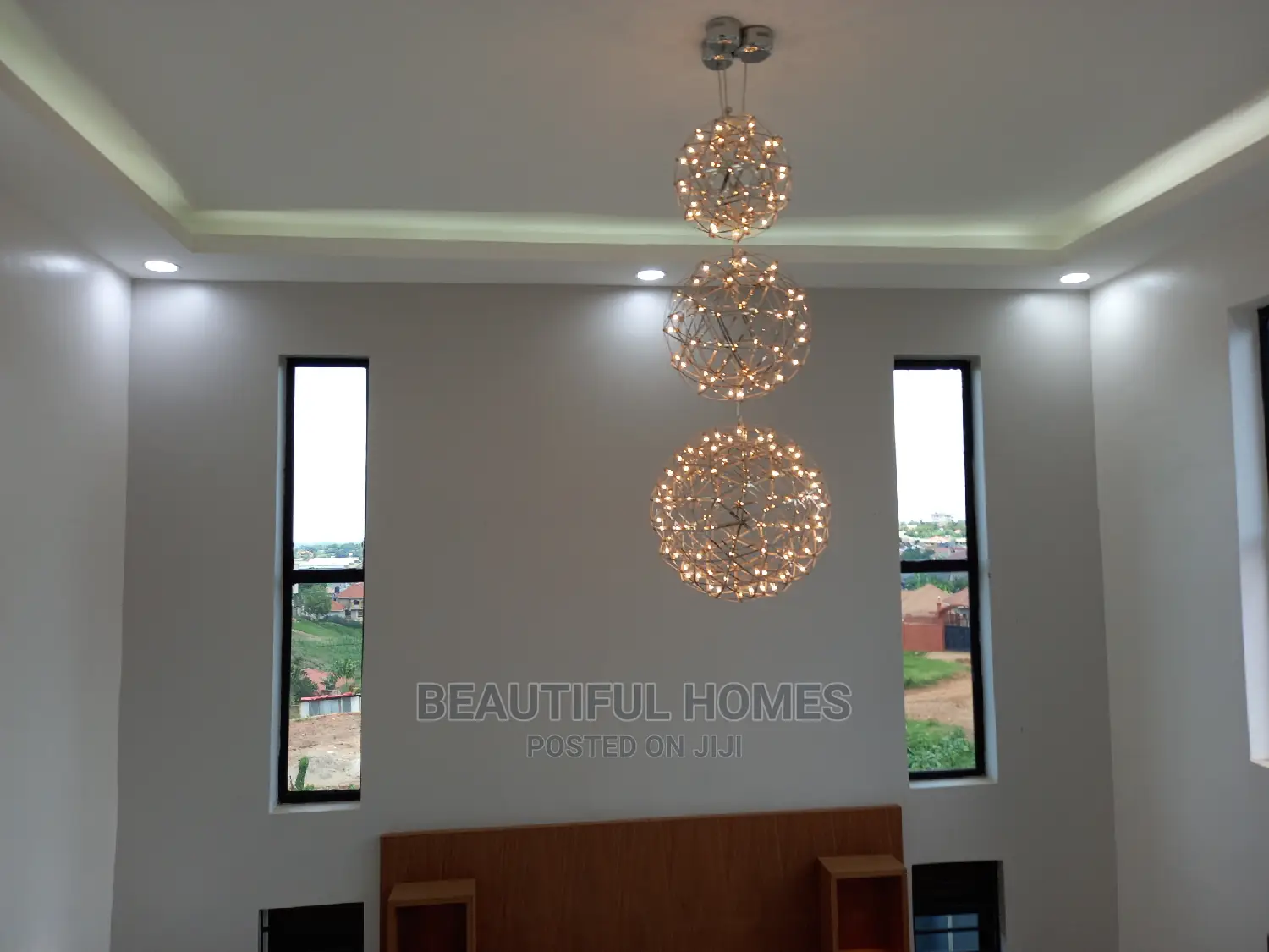 Furnished 5bdrm Mansion in Kira for Sale