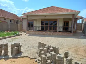 Furnished 5bdrm House in Buwate, Kira for Sale
