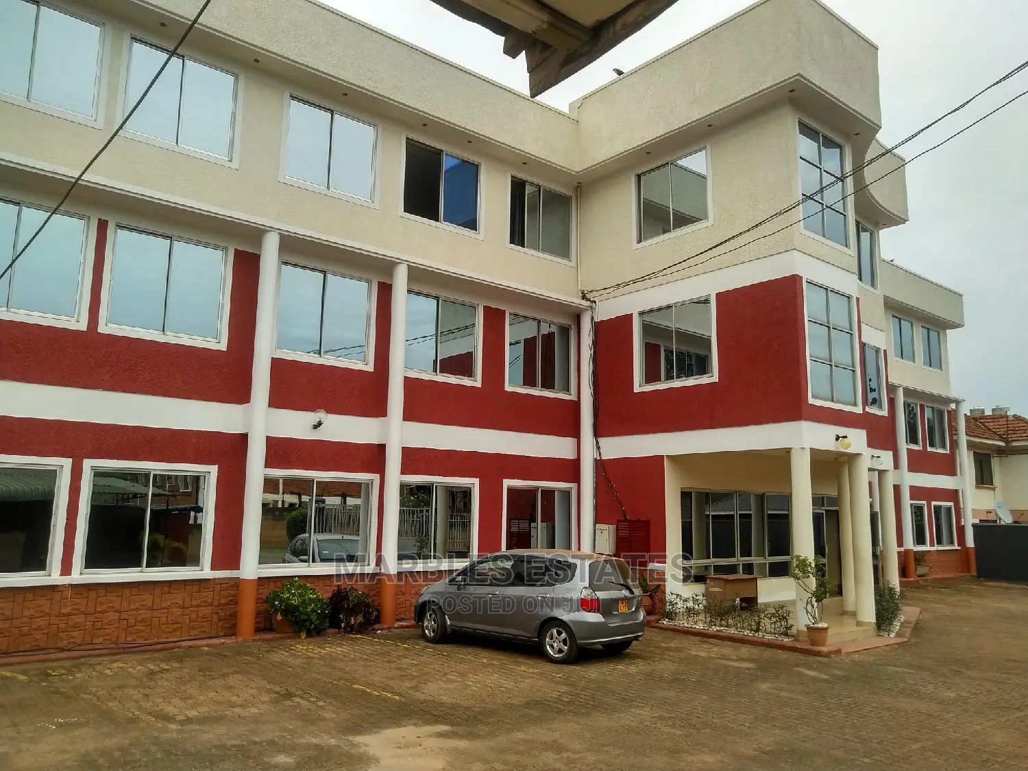 Office Space for Rent in Kololo 40 Rooms.