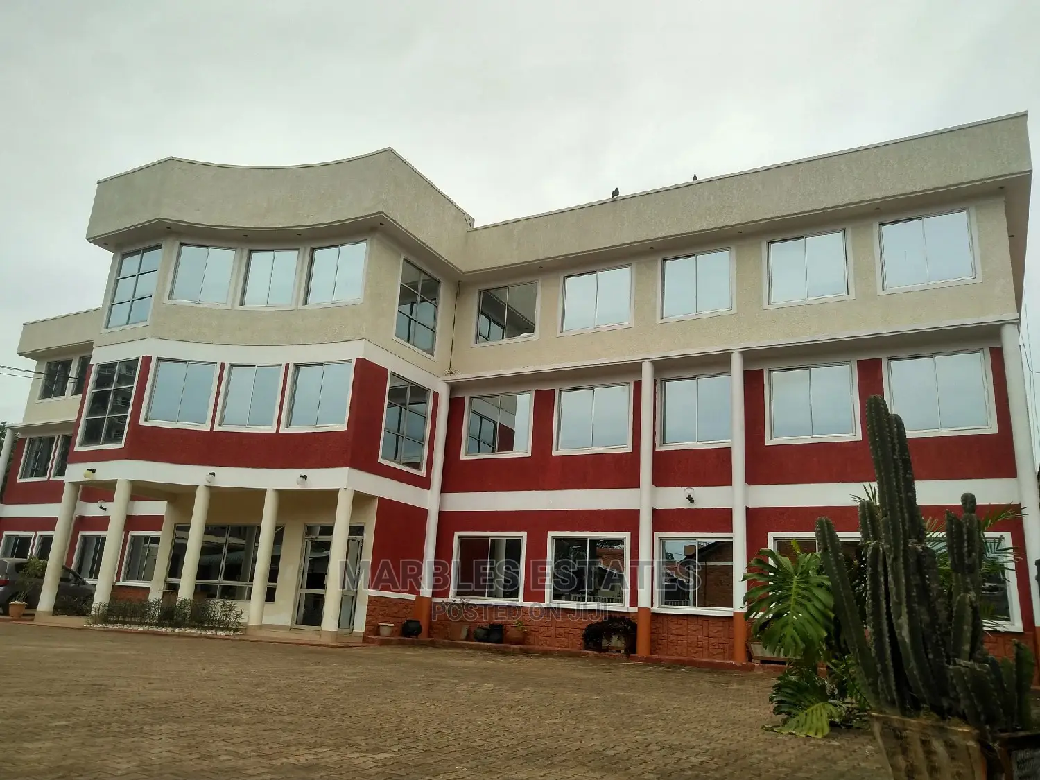 Office Space for Rent in Kololo 40 Rooms.