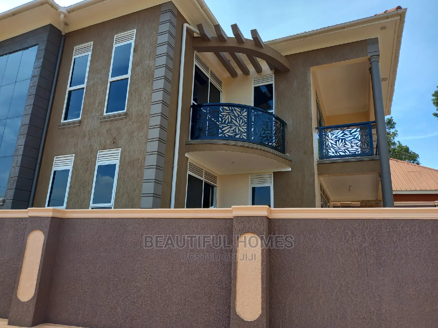 Furnished 4bdrm Mansion in Kisaasi, Nakawa for Sale