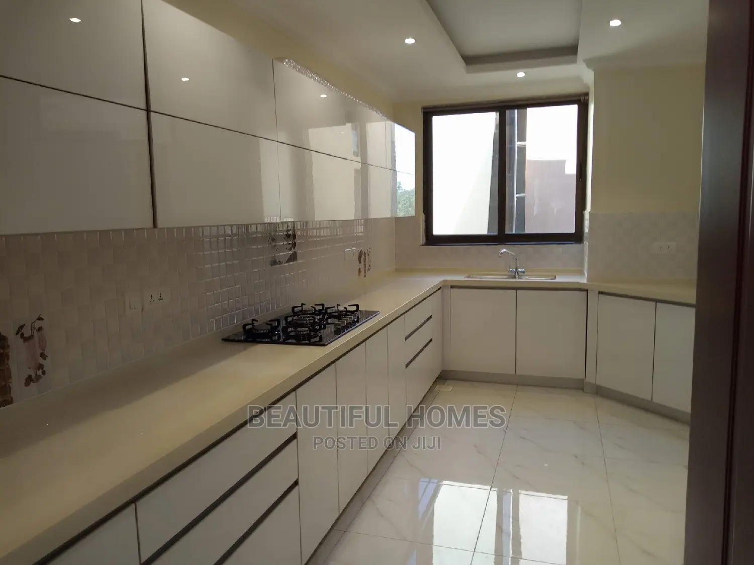 Furnished 3bdrm Condo in Kololo, Central Division for Sale