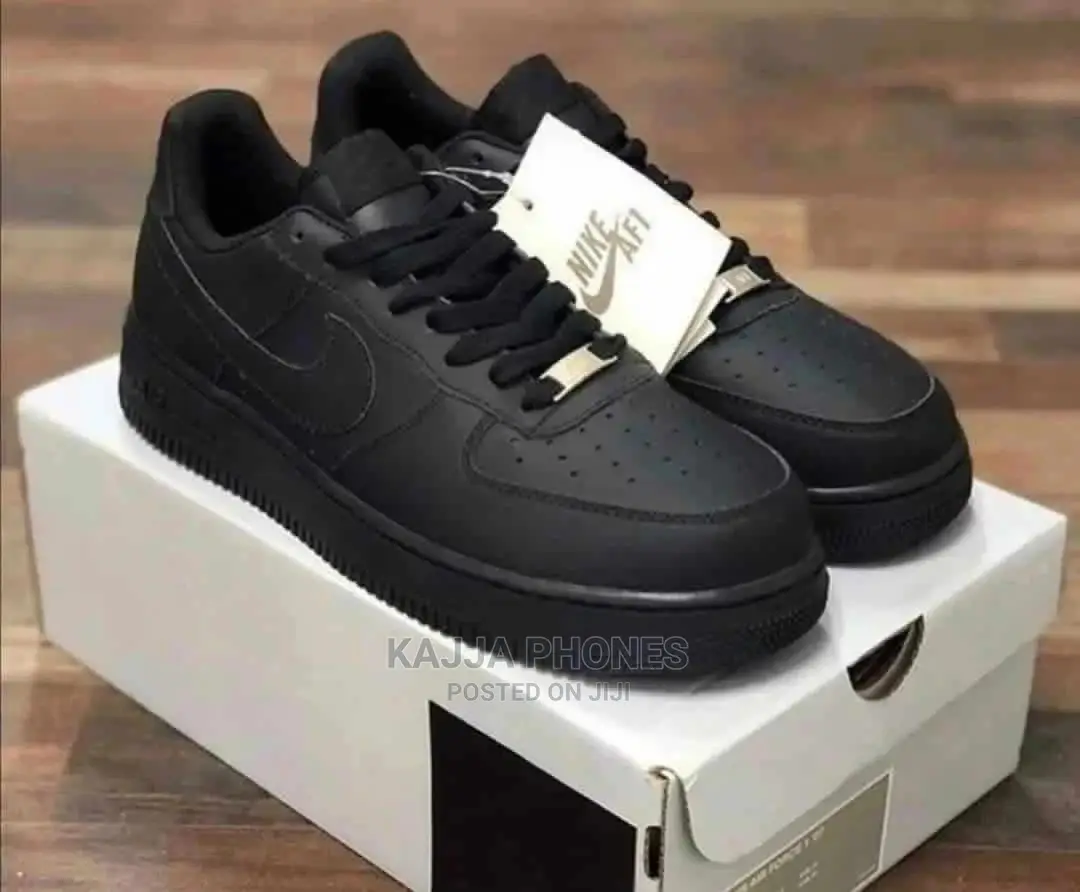 Air Force 1 Triple Black