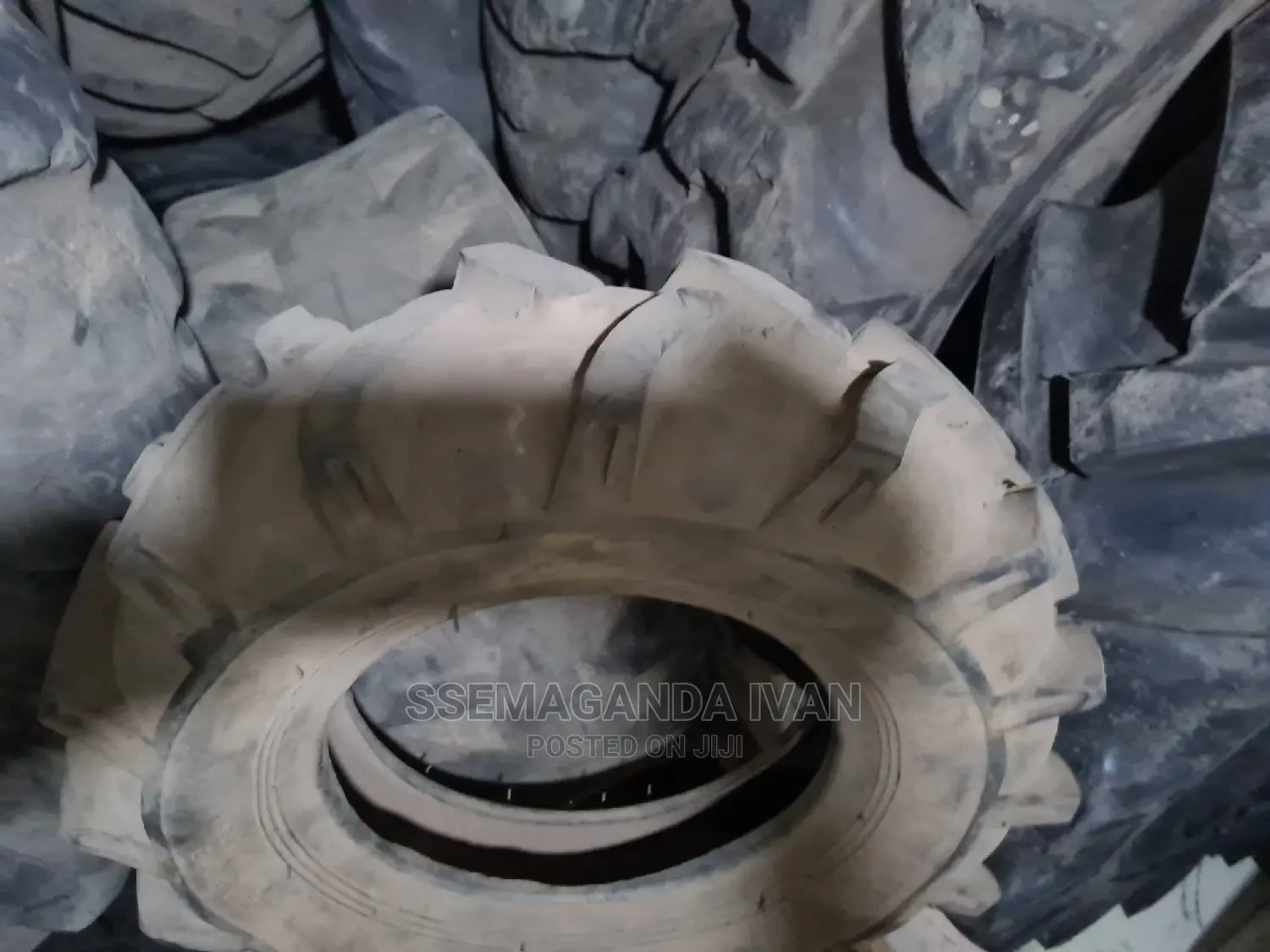 16.9r28 Tractor Tyre