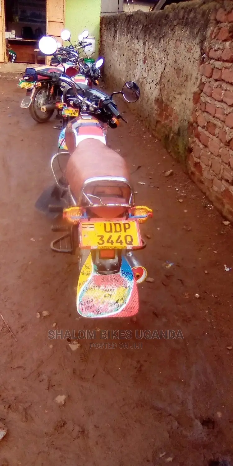 Bajaj Boxer 2019 Red