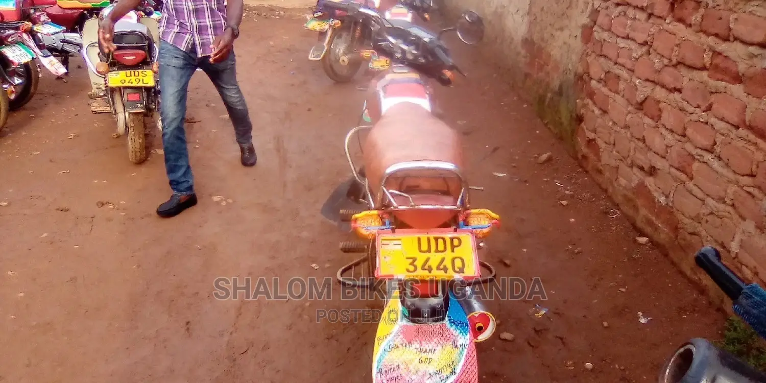 Bajaj Boxer 2019 Red