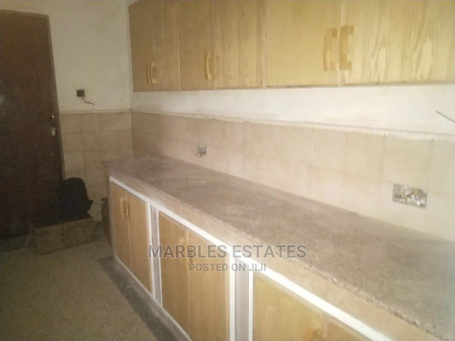 Nice Office Space in the Cent of Kololo for Rent