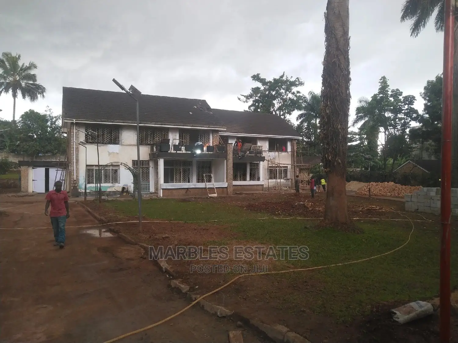 Nice Office Space in the Cent of Kololo for Rent