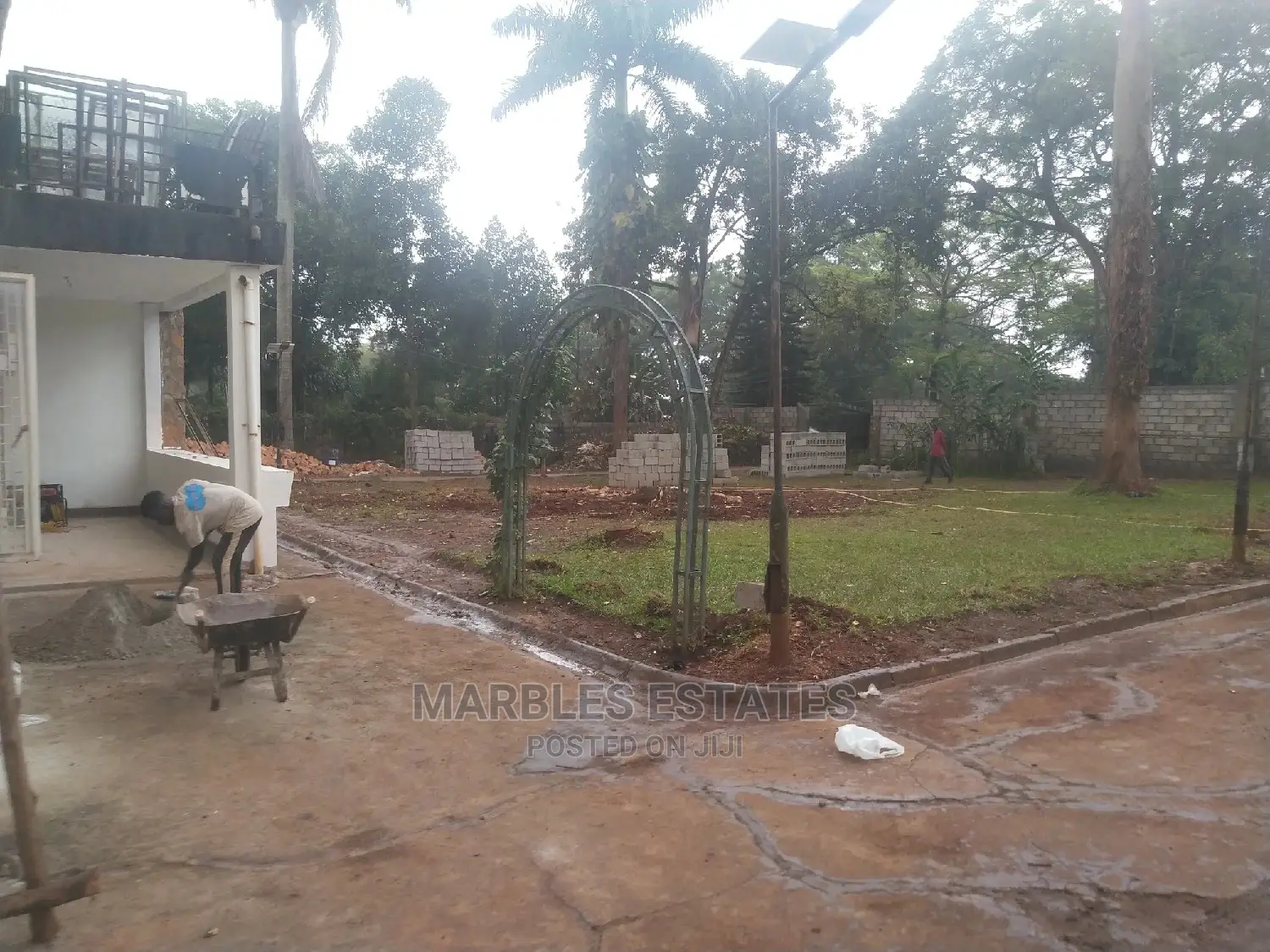 Nice Office Space in the Cent of Kololo for Rent