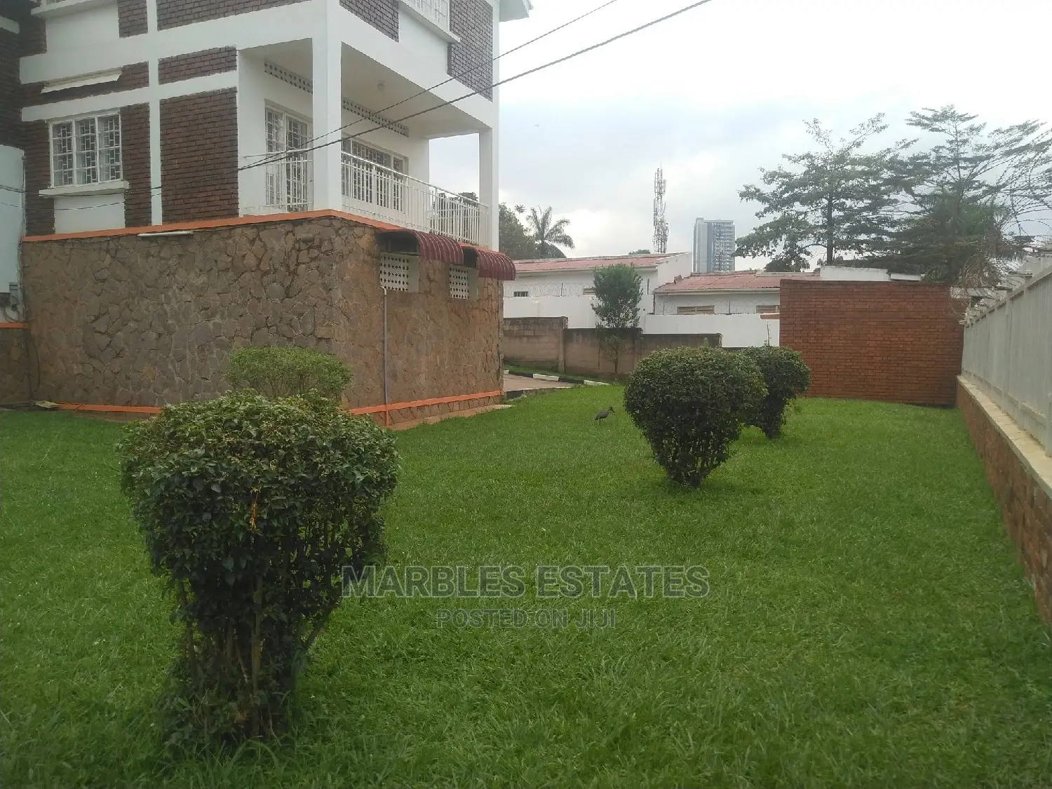 10bdrm House in Nakasero, Central Division for Rent