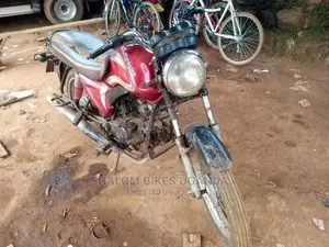 Mahindra Centuro 2019 Red