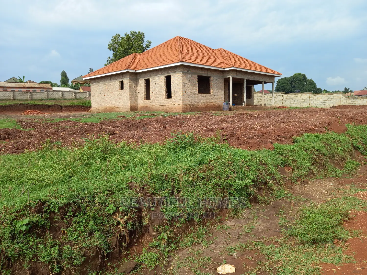 Furnished 4bdrm House in Kasangat, Nangabo for Sale