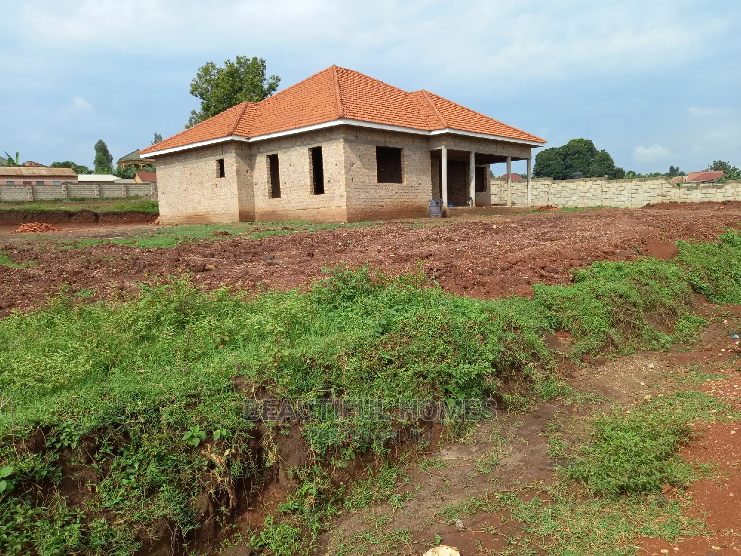 Furnished 4bdrm House in Kasangat, Nangabo for Sale