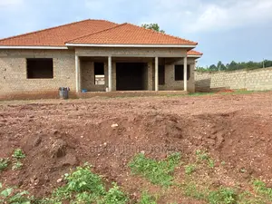Furnished 4bdrm House in Kasangat, Nangabo for Sale