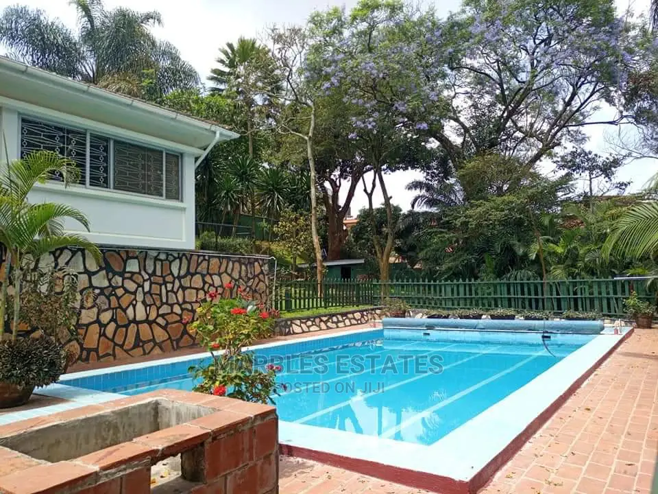 5bdrm Bungalow in Kololo, Central Division for Rent