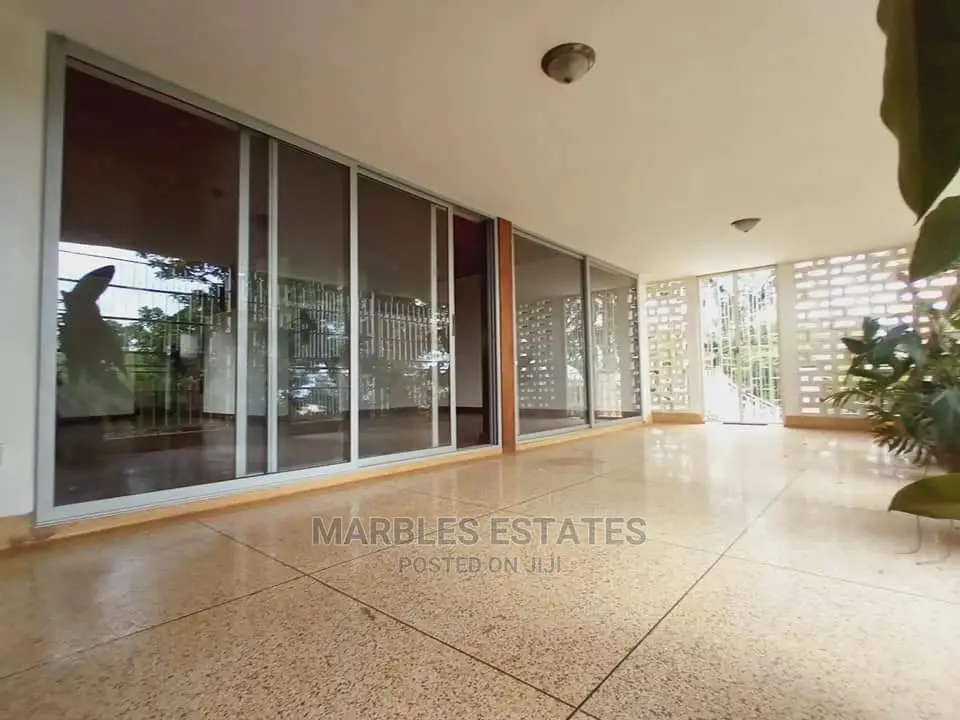 5bdrm Bungalow in Kololo, Central Division for Rent