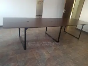 10 Seater Boardroom Table/ Conference Table