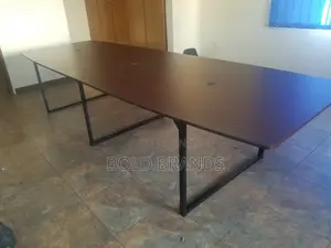 10 Seater Boardroom Table/ Conference Table