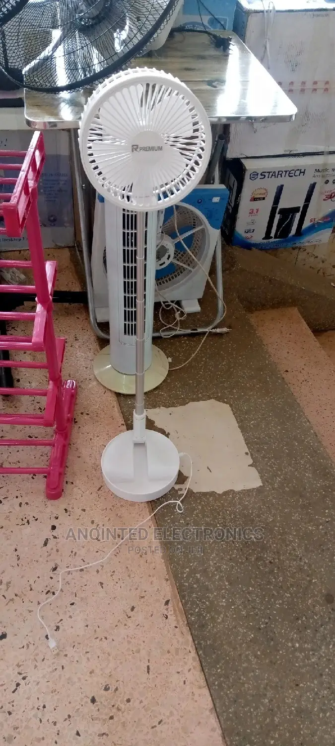 Foldable and Rechargeable Table Fan