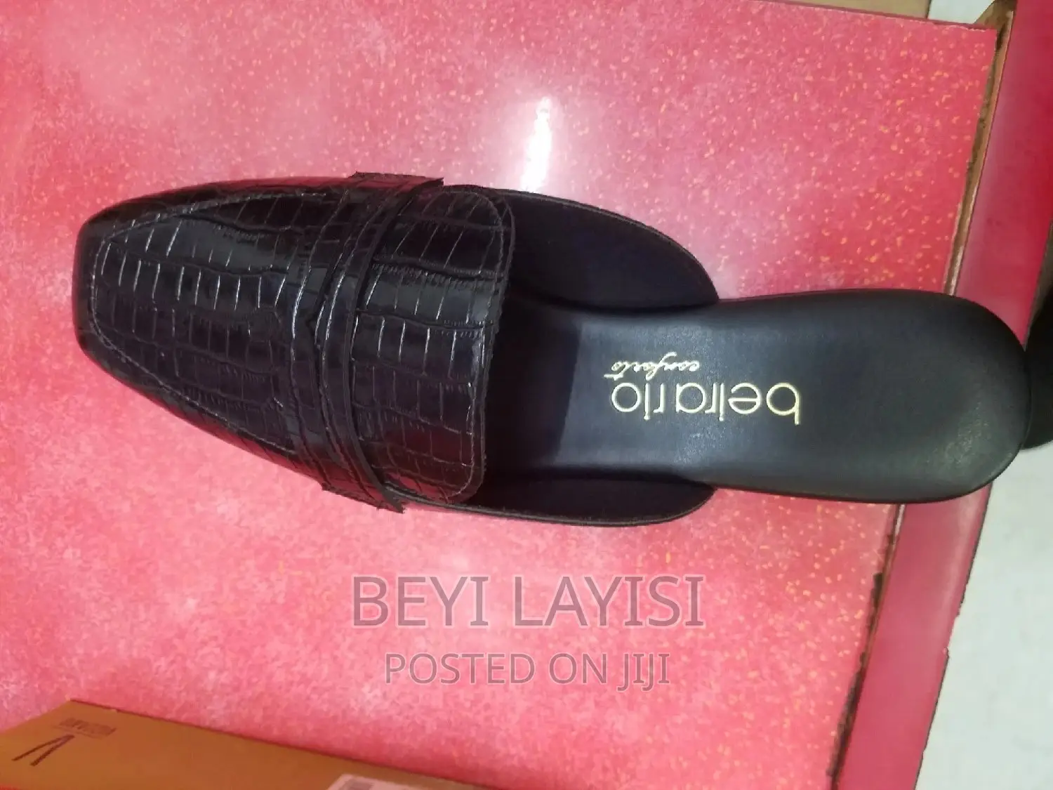 Pure Leather Flat Ladies Shoes