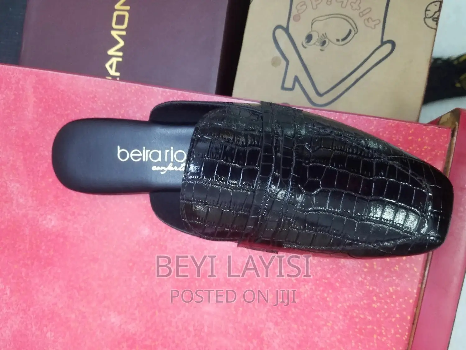 Pure Leather Flat Ladies Shoes