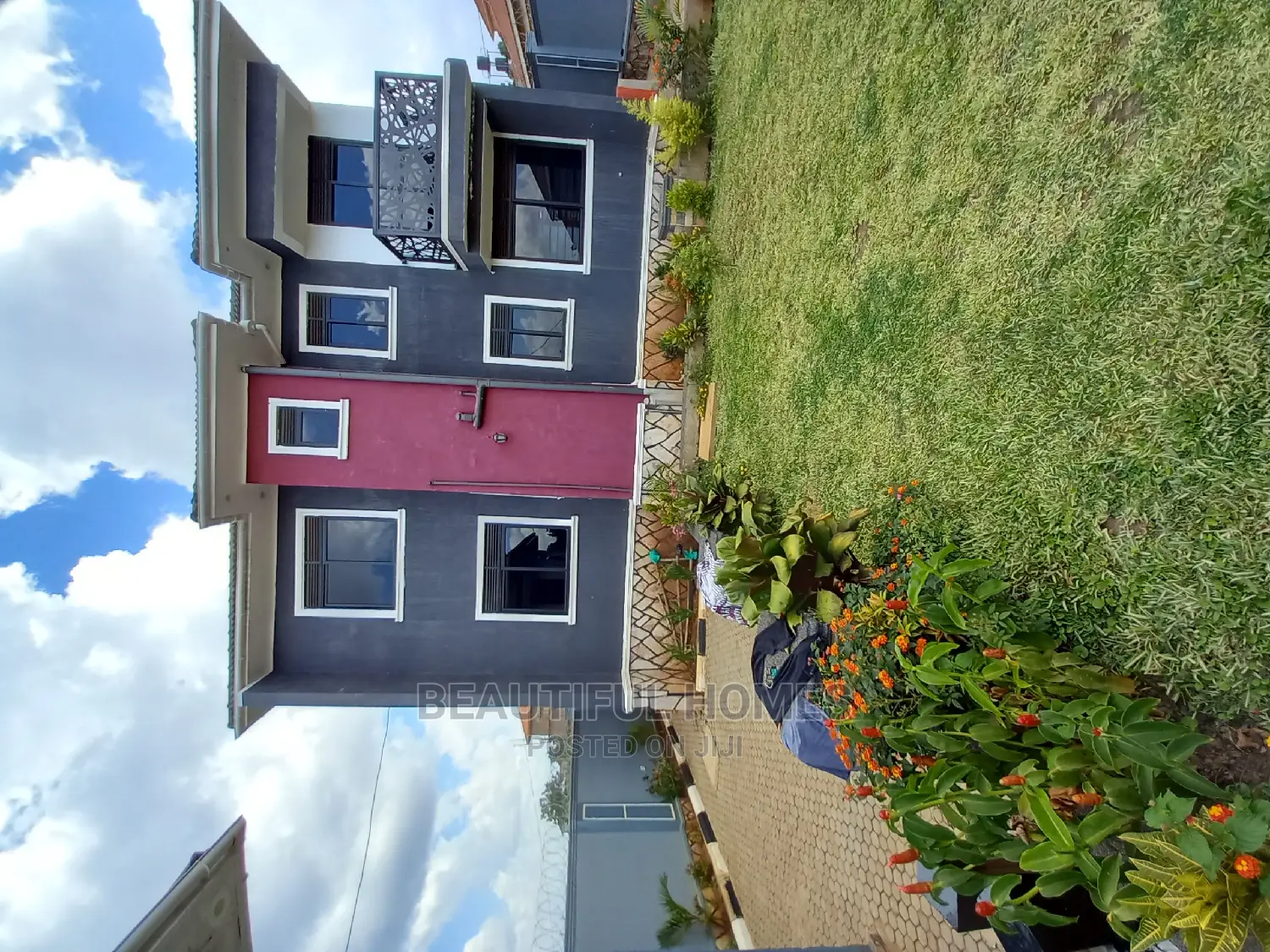 Furnished 5bdrm Mansion in Kira for Sale