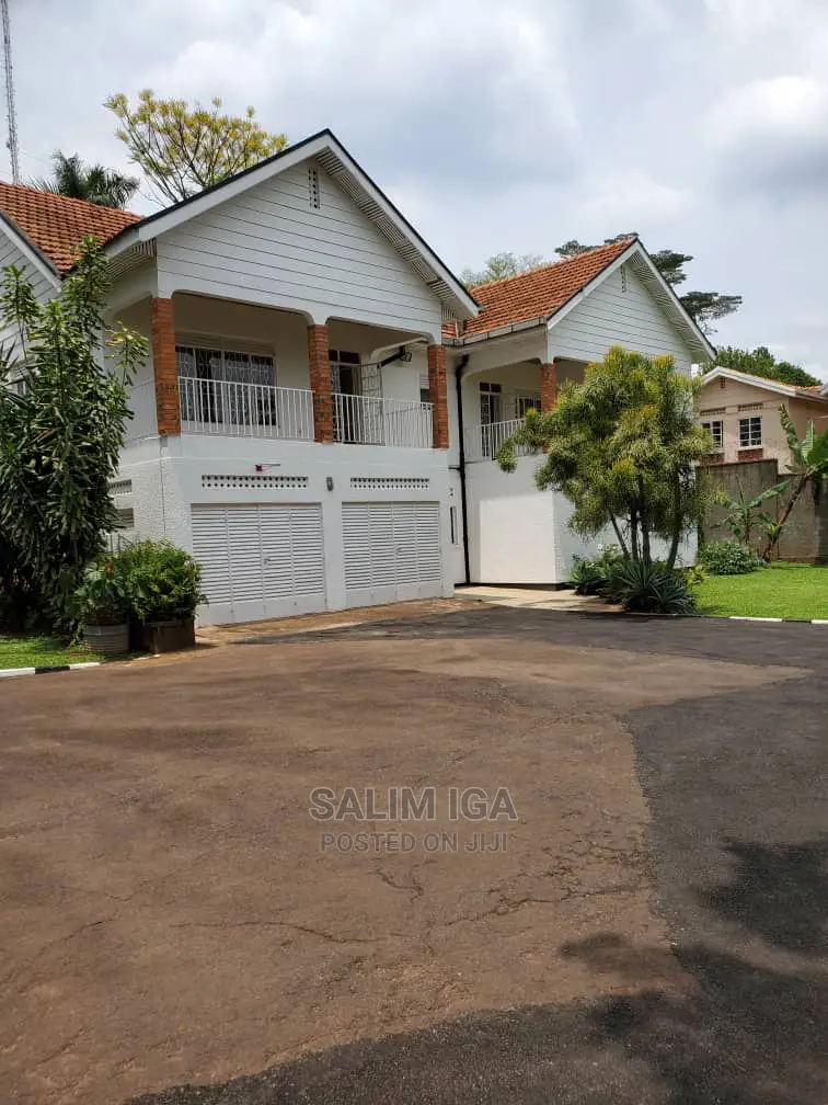 4bdrm Maisonette in Kololo Property, Central Division for Rent