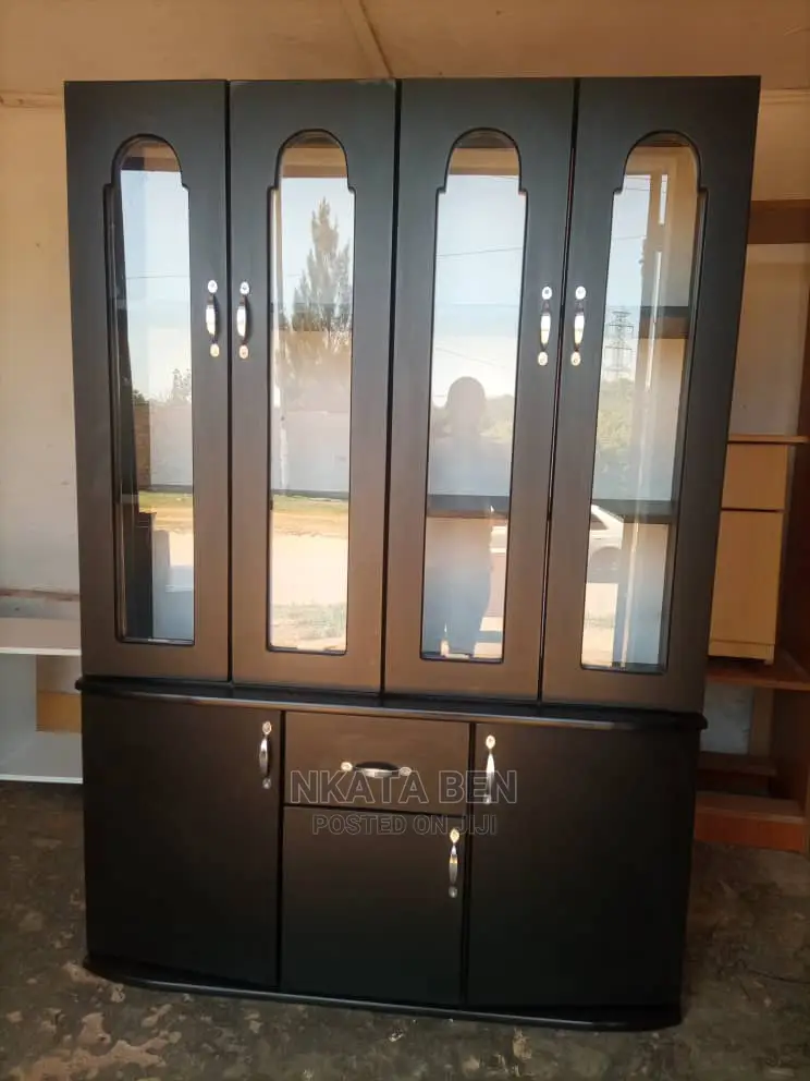 Black Side Board