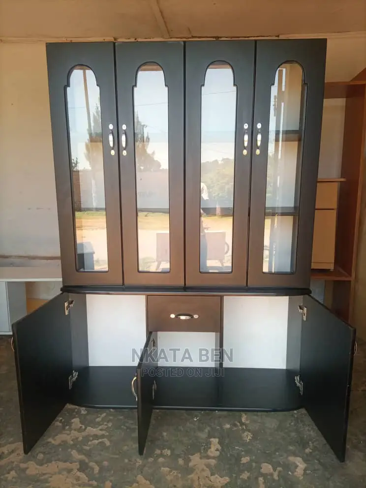 Black Side Board