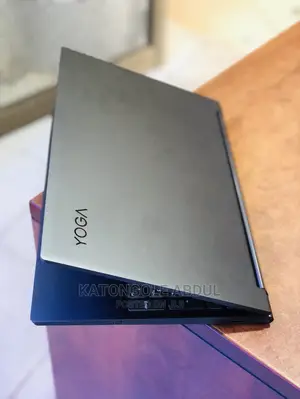 New Laptop Lenovo Yoga C740 16GB Intel Core I7 SSD 1T