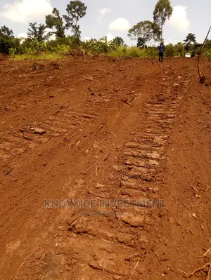 Plots on Sale 100x50ft at 45m With Private Ready Tittle Bukasa