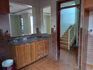 Furnished 4bdrm Villa in Kira for Sale