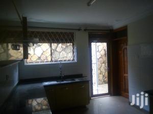 5 Bedrooms Apartment For Rent