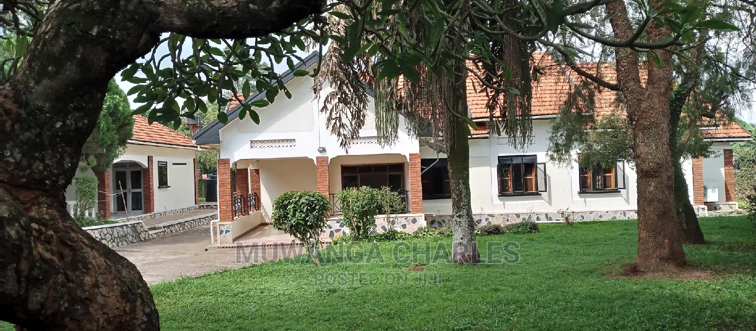 4bdrm Duplex in Fs Properties Ltd, Central Division for rent